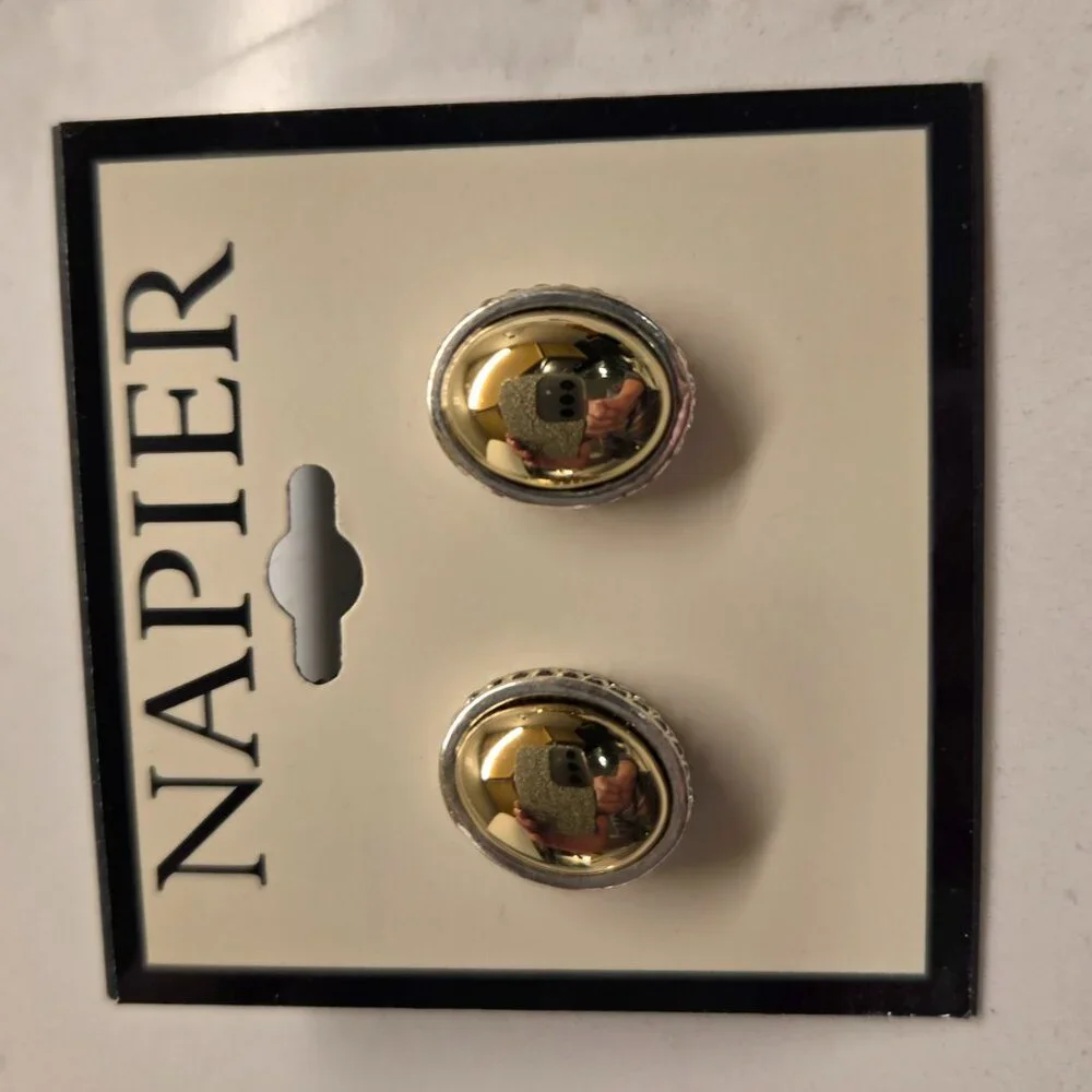 Napier pierced earrings. NWT - Picture 4 of 5